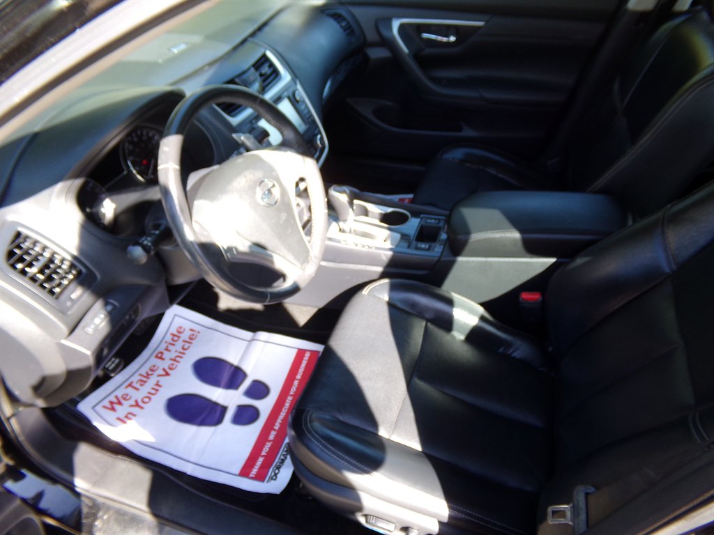 2017 Nissan Altima SL - Photo 6