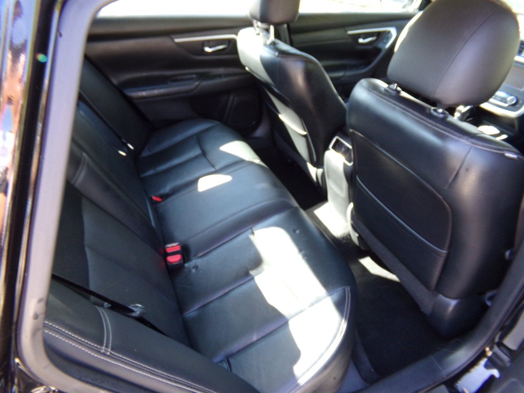2017 Nissan Altima SL - Photo 10