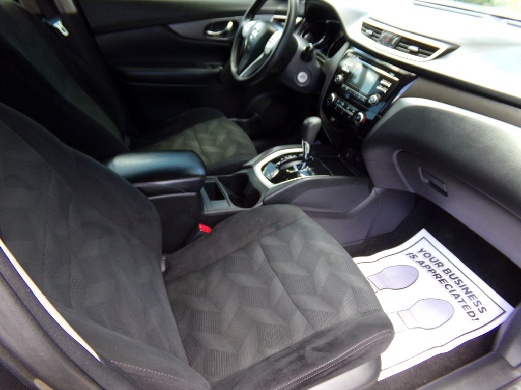 2016 Nissan Rogue S - Photo 9
